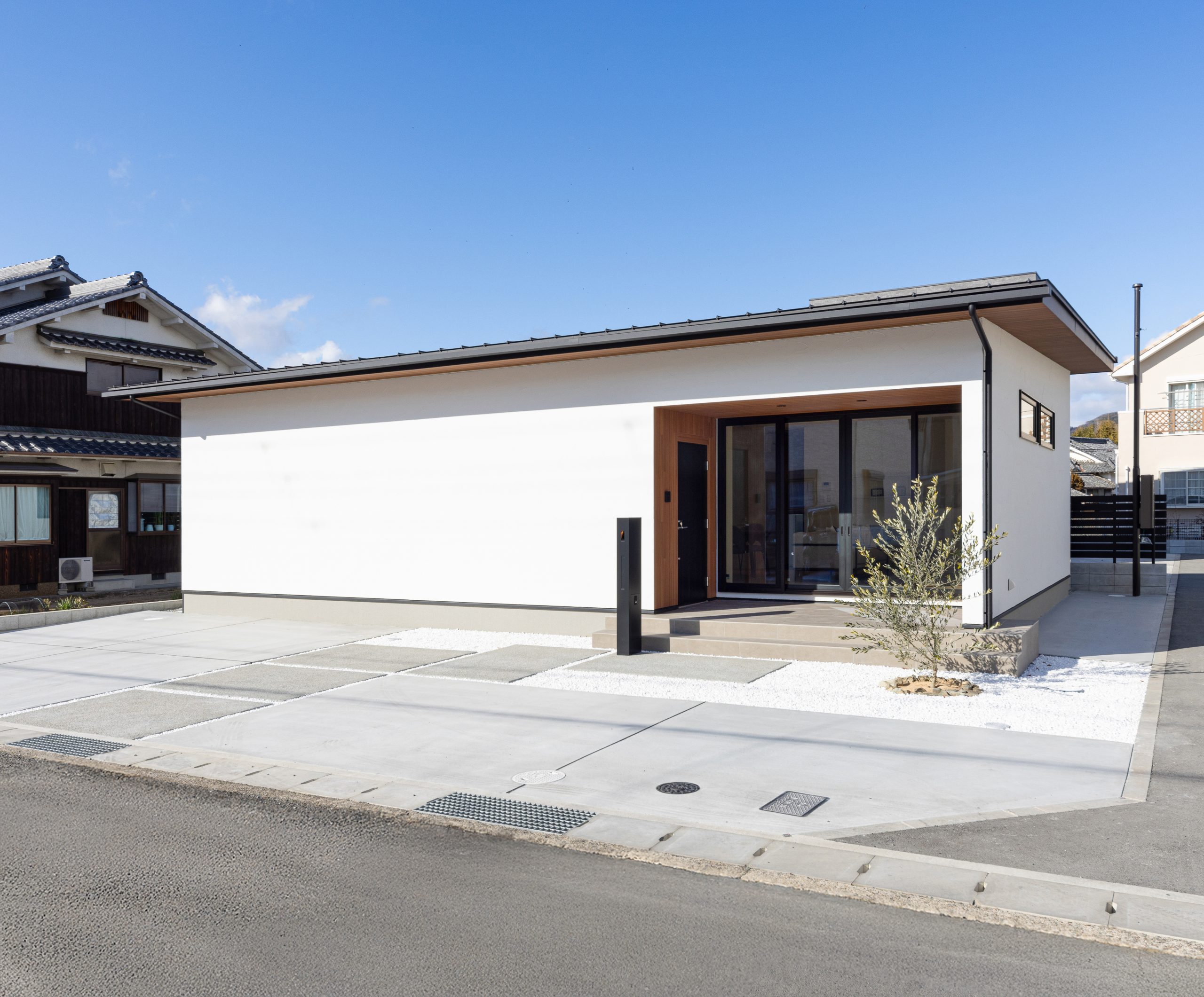 おしゃれな平屋住宅の実例10選！間取りアイデアや注意点を紹介